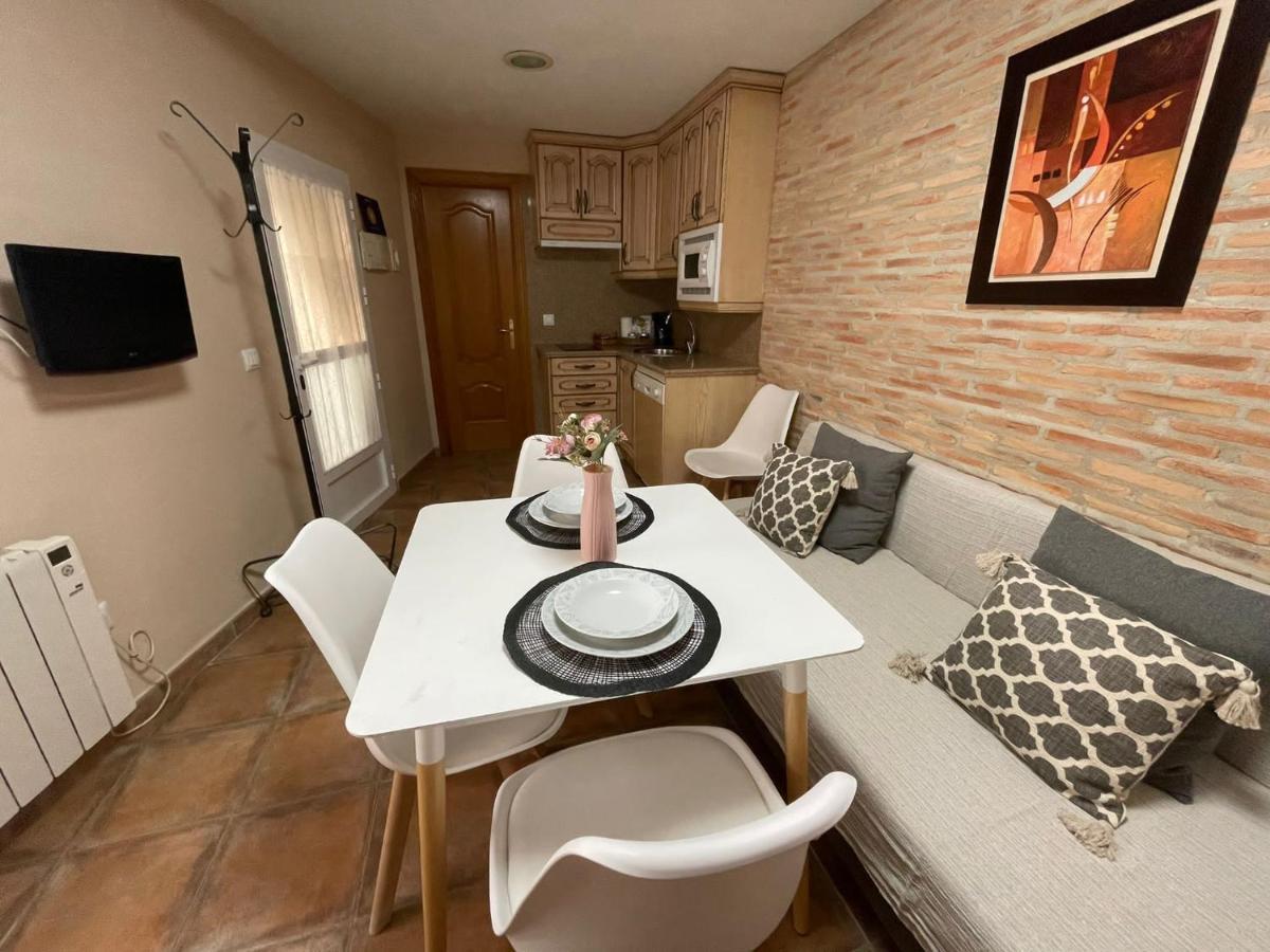 Suenos De Monfrague Guest House Torrejon el Rubio Ngoại thất bức ảnh